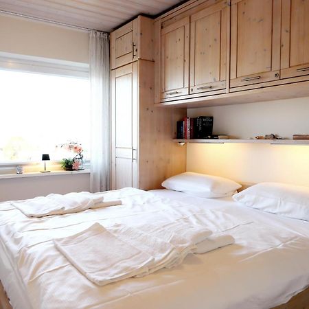 Schoenes Neues Hochwertig Renoviertes 2-Zimmer Appartement In Der 4. Etage. Βέστερλαντ Εξωτερικό φωτογραφία