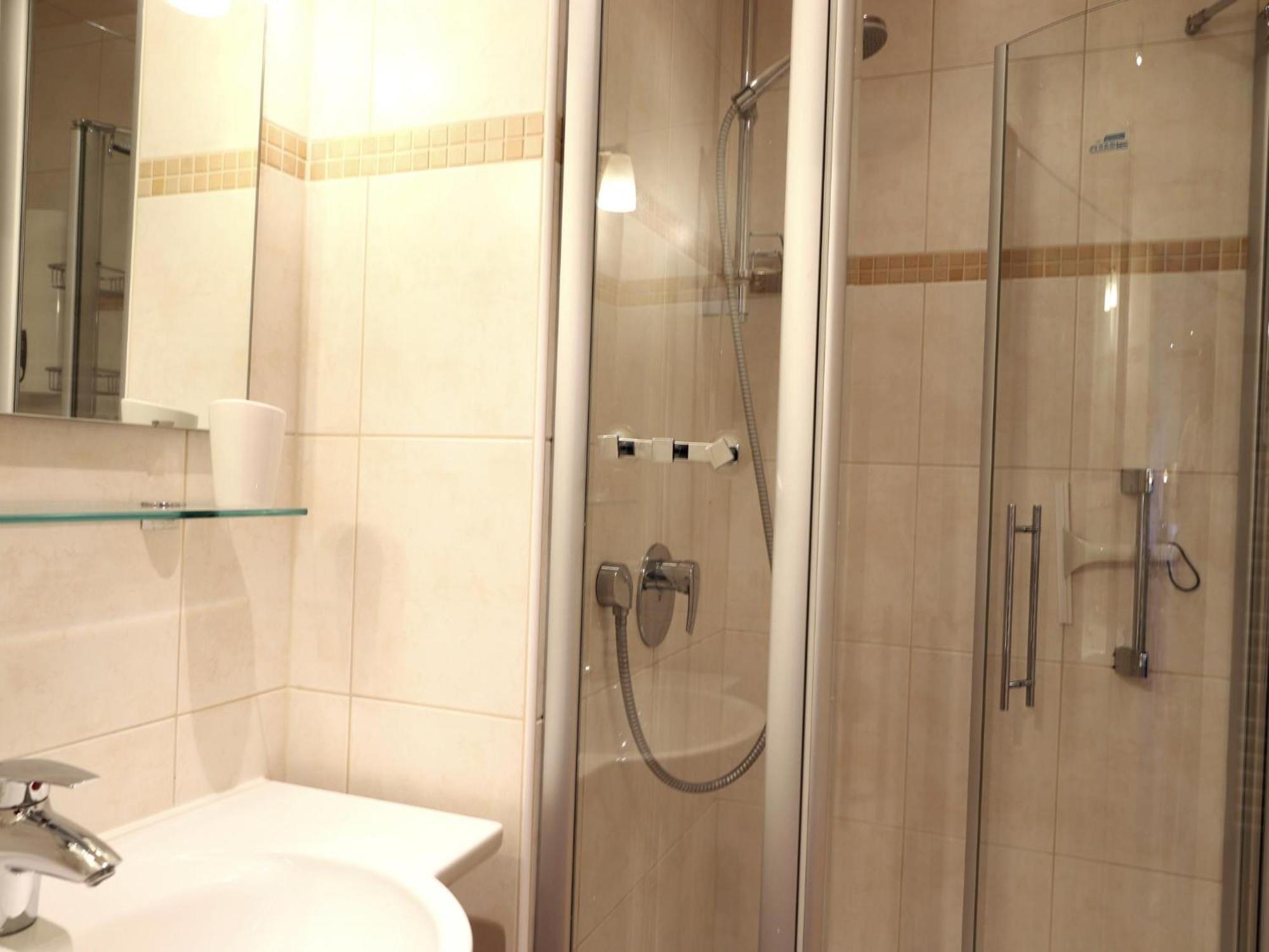 Schoenes Neues Hochwertig Renoviertes 2-Zimmer Appartement In Der 4. Etage. Βέστερλαντ Εξωτερικό φωτογραφία